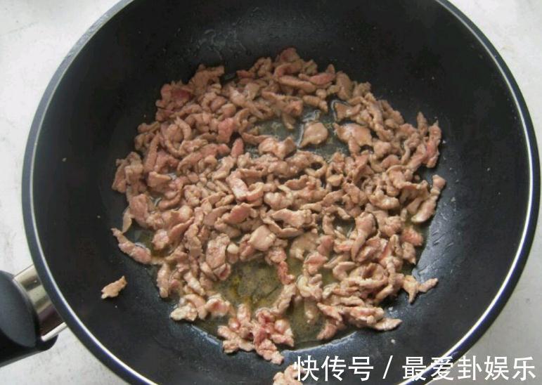 炒猪瘦肉,腌制时不要放料酒,牢记一个技巧,瘦肉不腥香味浓