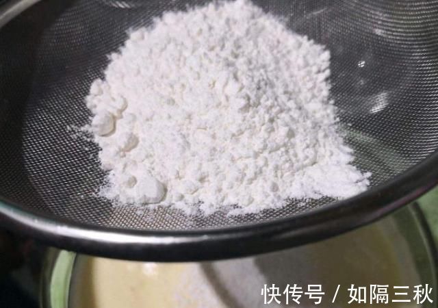 蛋糕|30年面点师：用电饭锅做蛋糕时，记住这3点，一次成功，香甜松软