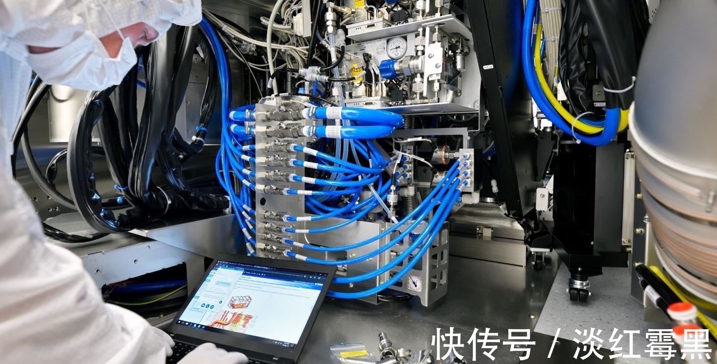 刻机|比原子弹还难造的光刻机,全世界仅俩国家掌握技术,有这么难造?