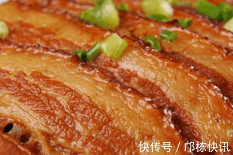 “扣肉界大佬”，咸香软糯入口即化，比红烧肉好吃，吃一次馋十次