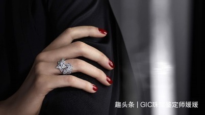 钻石 从古至今都有璀璨星际首饰，个性设计诉尽浪漫情怀，凸显自然魅力