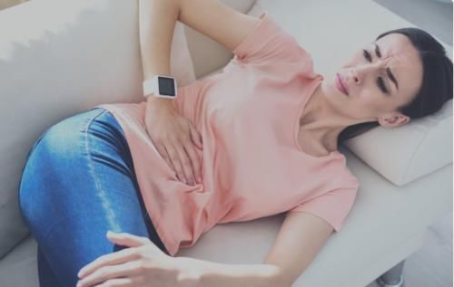 蒲公英泡水|27岁女子喝蒲公英养肝,坚持半年后,她的身体好了吗?值得学吗?