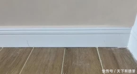 刮腻子|踢脚线怎样铺贴更好看?这些踢脚线问题要注意,不然后续有你受的
