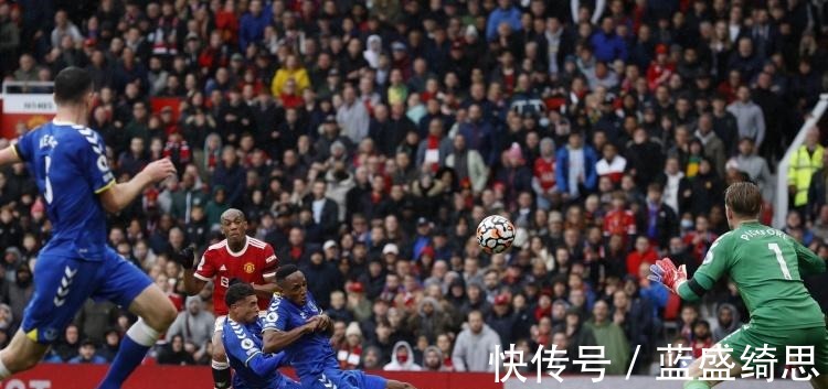 卡灵顿基地|Athletic马夏尔周薪高达24万镑,这让他很难寻找下家!