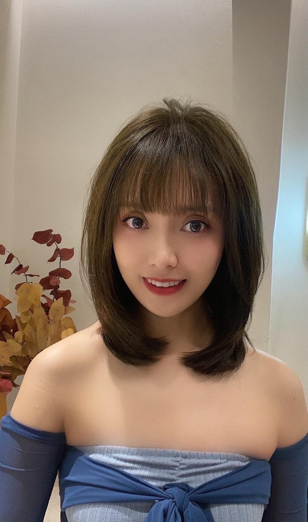 美女|2020精选短中长发型22款，爱美女性都在剪，效果堪比整容