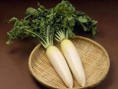 人体自带的“止咳化痰”穴，每天按揉、拍打五分钟，止咳化痰有奇效！