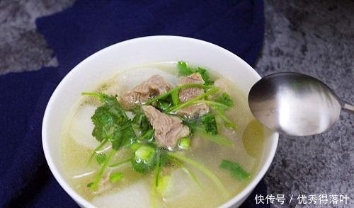 不腥|清炖羊肉白萝卜汤 这样做不腥不膻 简单还好喝