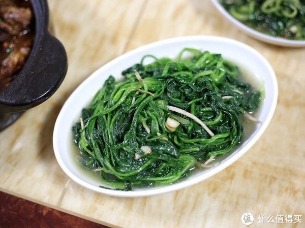 家常菜 篇三：00后小朋友做的一桌晚餐，在朋友圈火了，网友：这手艺没谁了