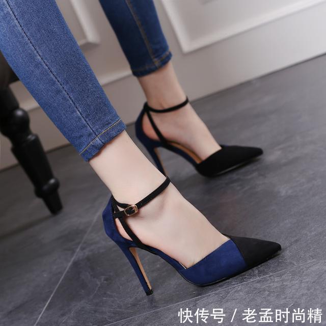 女人脚宽不用愁,大码高跟凉鞋已备好,时尚从脚下开始