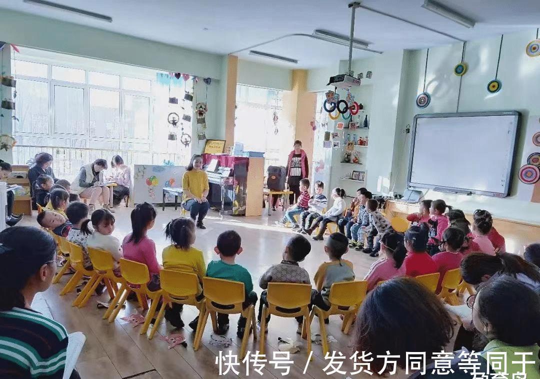 自卑|幼儿园衍生“新型暴力”,孩子在一旁默默忍受,家长却尚未察觉