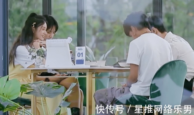 你是我的荣耀|《中餐厅5》姚安娜黄晓明见面没话说，成年人的“社交”有点真实