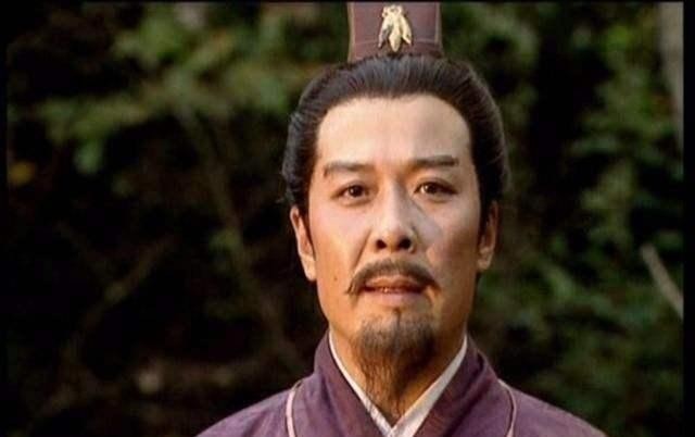 劉備三顧茅廬,請出諸葛亮,卻和路邊一位大才擦肩而過!