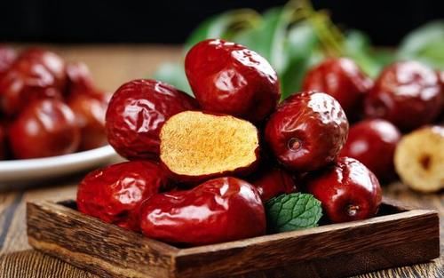 红枣|明日白露，别忘了“补露”，餐桌5宝要常吃，补充营养，轻松度秋