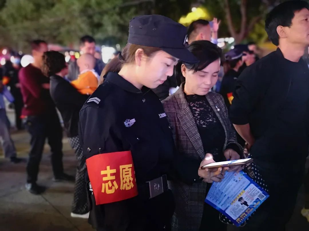 户外电子屏|【网络安全宣传周】大冶公安织密网络安全防线