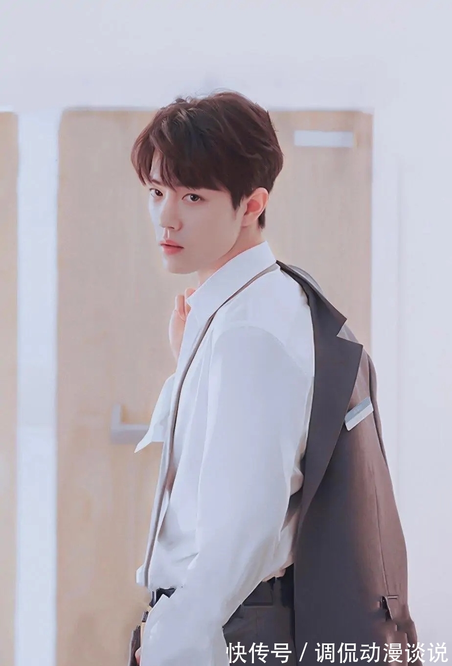 肖战新|肖战新综艺浮出水面?曝两大平台争取顶流,团队考量后终于敲定