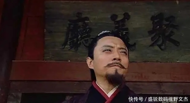 用意|宋江聚义厅上排座次,公孙胜看透用意后,感叹:梁山从此无真情