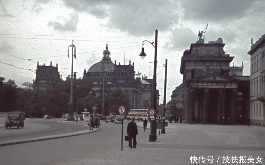 菩提树下大|德国正在打仗，柏林却一片祥和“岁月静好”