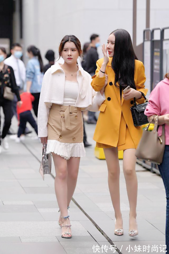 v领|街拍:职业装是衣橱中必不可少的单品,小姐姐穿得如此美!也是没谁