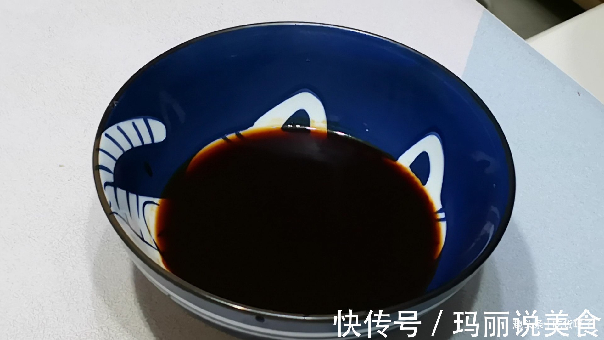 红烧排骨茄子家常做法，鲜香四溢，营养好吃，一大锅不够吃！