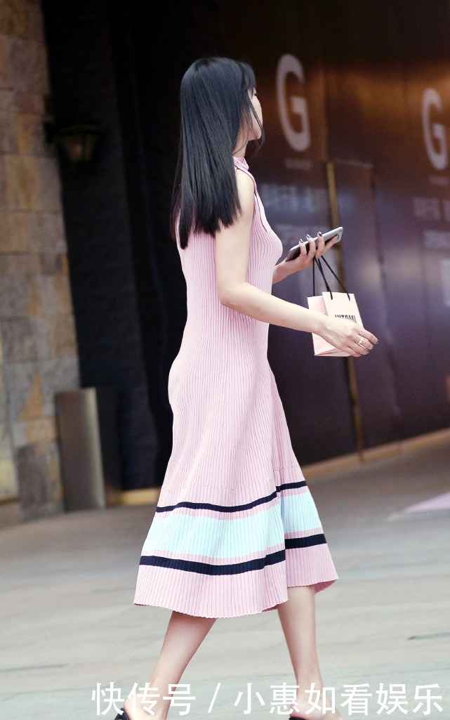 减龄|简约减龄的针织长裙,清凉舒适,青春靓丽的女生值得一试