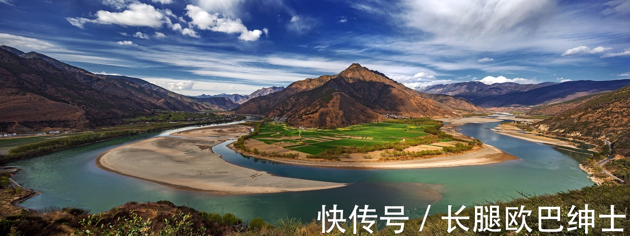 苏迈!苏诗的一首排律《入峡》,共三十个对句,对仗工整,章法严密,