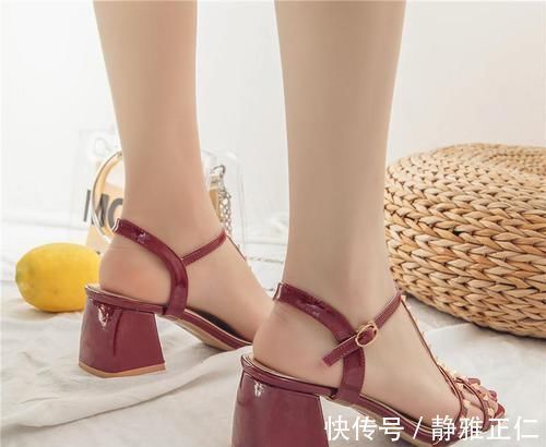 腿型 想要有漂亮的腿型,一双高跟鞋!就能将你的比例拉长