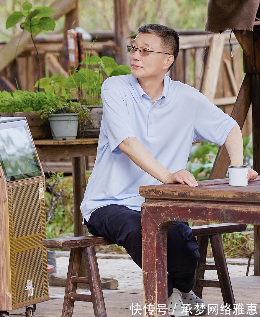 刘晓邑|《向往5》离开了“又懒又馋”的嘉宾，却迎来了最不粘人的嘉宾