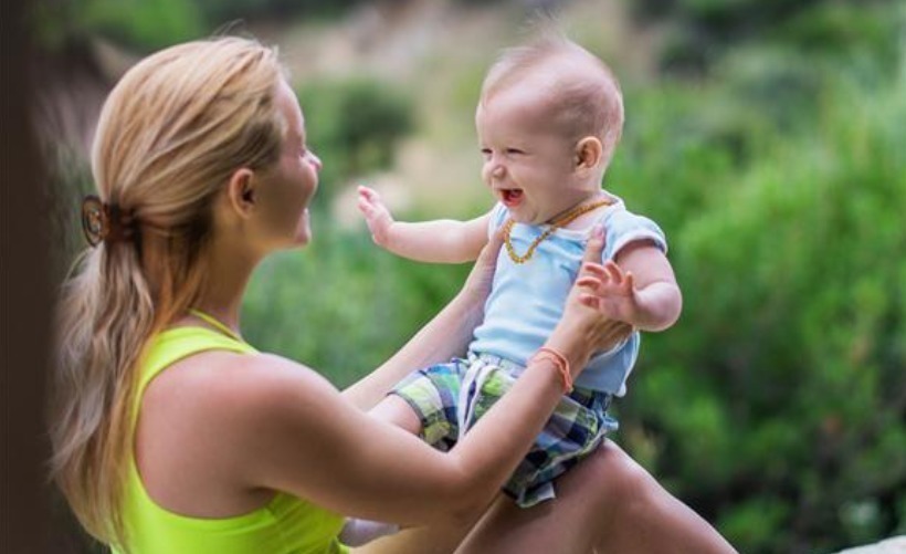 舌根|宝宝不剪“舌根”以后说话不利索?父母别信,很多孩子被害惨