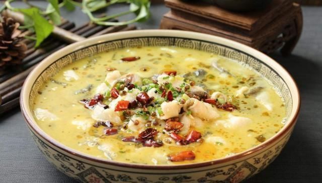  酸菜|酸菜和它是绝配，天冷了热乎乎来一锅，上桌就光盘