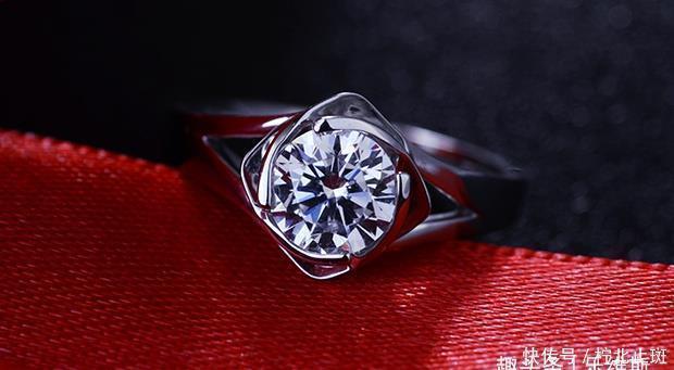 原则|婚戒能选玫瑰金戒指吗?婚戒款式怎么选?三点原则要记牢