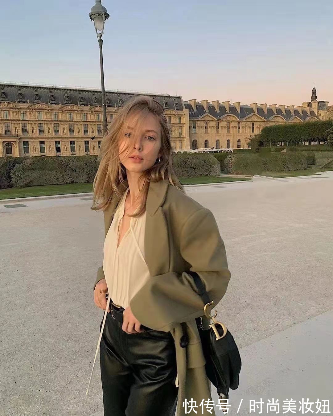 针织|一看就很“贵气”的女生,学会法式优雅穿搭,高级又洋气