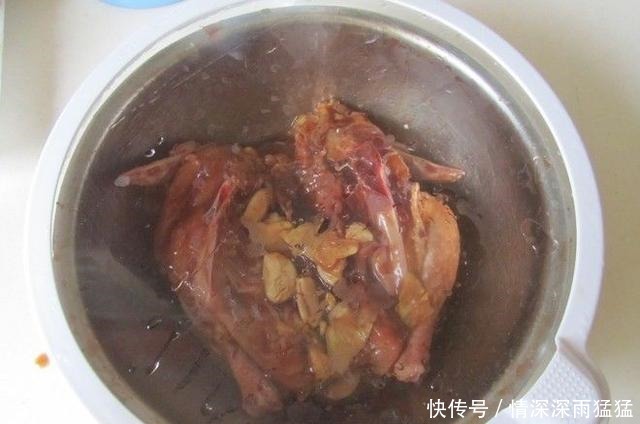 10种腌料做出吊炉烤鸡,配方及制作流程全部公开,喜欢的收藏吧