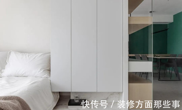 床头柜|91平现代简约风三居室黑白灰主干净清爽，加入木色提升空间温度