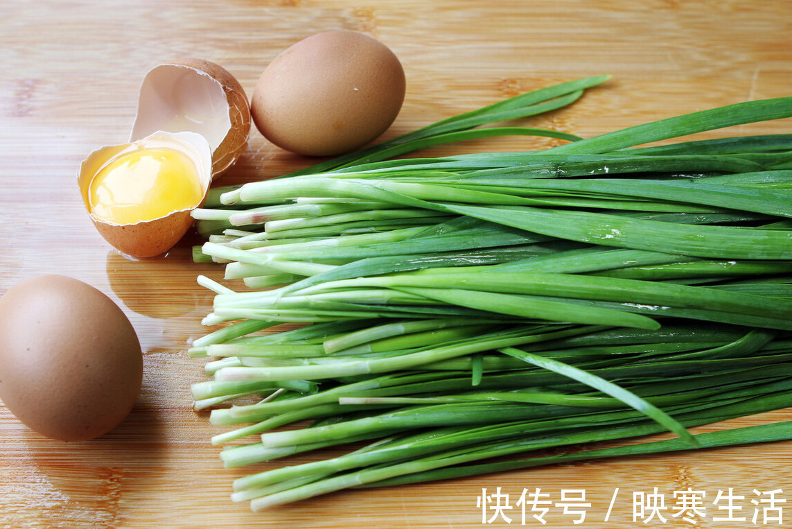 炒韭菜鸡蛋|清洗韭菜,切记不要只用清水洗,教你一招,洗得干净无残留