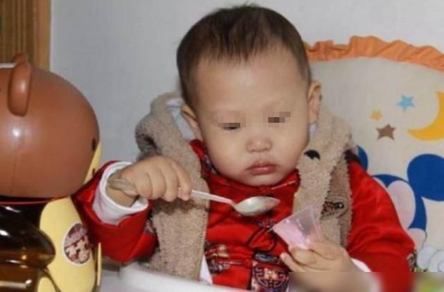 零食|这些黑名单零食,正在将我们的孩子“催熟”,医生快快戒掉吧