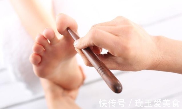 国家基层高血压防治管理指南|走路也能降血压？掌握这种走路方式，血压下降很轻松