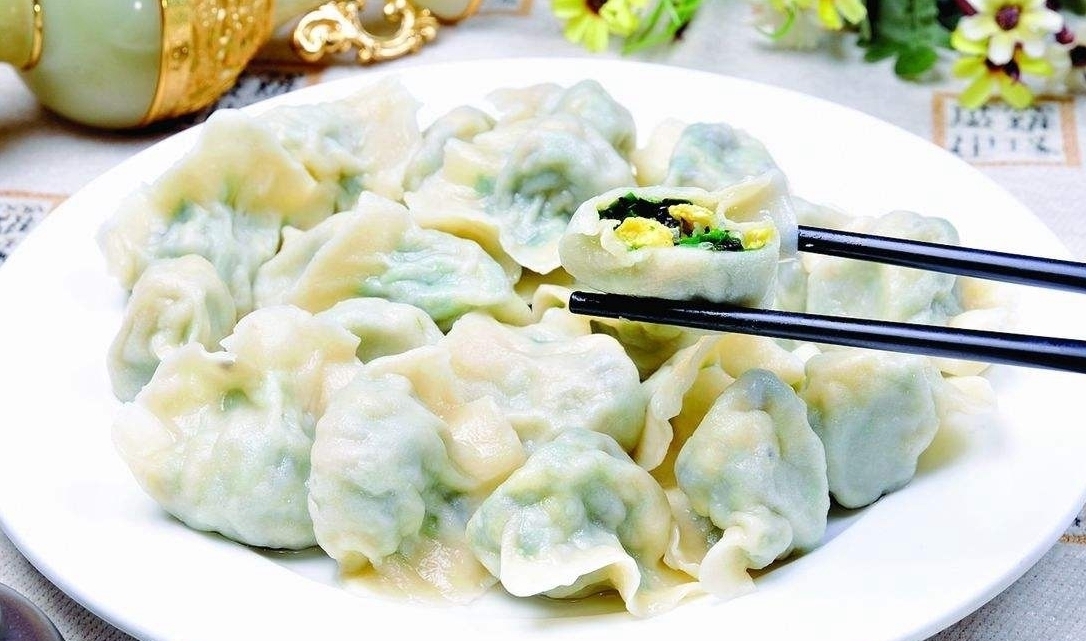 自己在家包韭菜饺子时,多加一步,饺子馅不出水,饺子更美味
