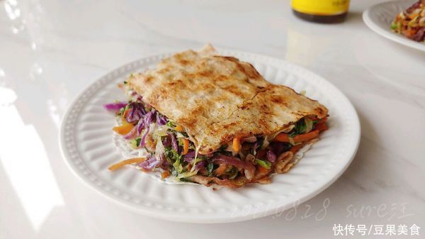 紫甘蓝|这道香脆什锦菜煎饼，最适合宝宝吃