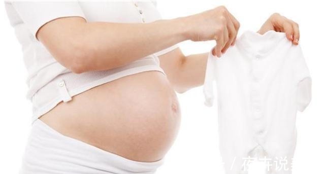 枕头垫|孕32周脚肿了怎么办有什么方法缓解么