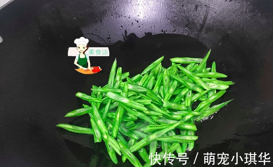 四季豆焖面|这菜一年四季都实惠，冷天多给孩子吃，钙含量极高，不懂吃真可惜