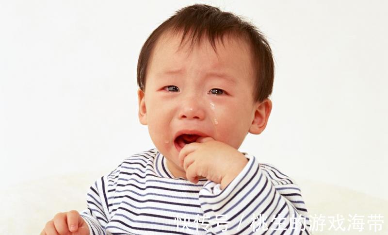 医生|夏天蜱虫多,孩子被咬后别硬拔,宝妈学会三个急救法,医生都夸好