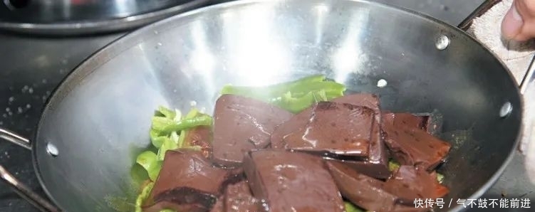 酒楼旺销家常菜，桌桌必点