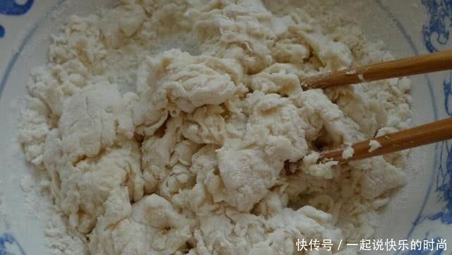 馒头|和面光加酵母可不行,往里加几滴“它”,蒸什么都松软好吃!