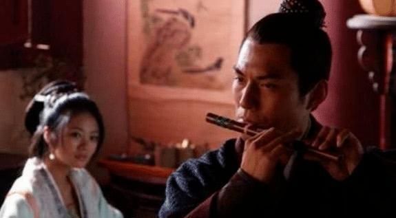  卢俊义|水浒传：为什么燕青可以全身而退？原来背后有高人相助