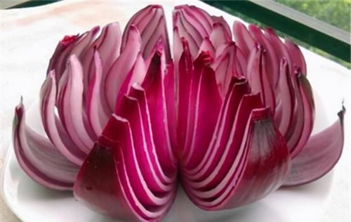 食物|女性过了40岁常吃3种食物，补充营养，滋补身体，好吃又不贵