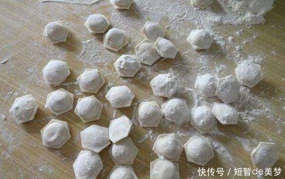 太牛|这饺子太牛了！好吃又洋气一次能包35个