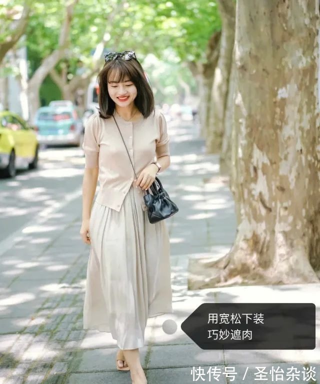 短衫|夏季不流行穿T恤了，今年流行这件“奶奶短衫”，百搭又时髦