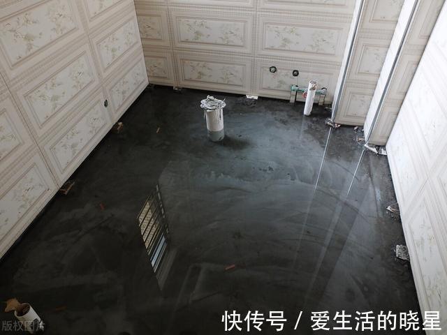 泥瓦工|卫生间铺贴瓷砖,装修公司建议做墙压地,这是行业标准还是套路