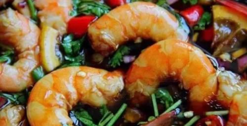 美食推荐：柠檬口水鱼，沙茶鱼头煲，蒜香无油鸡翅，凉拌虾