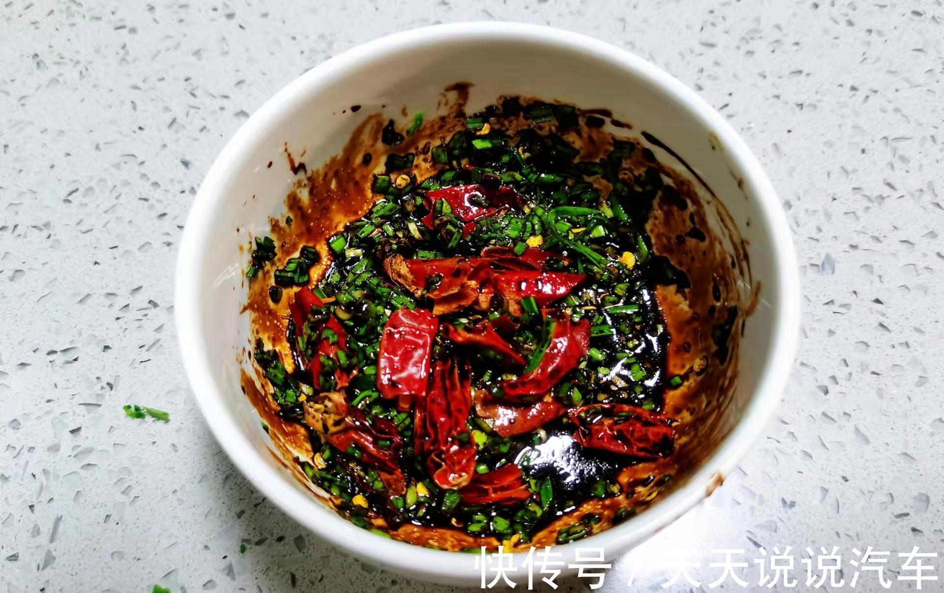 市场碰到黄豆不要错过，买来一炒一泡，香酥入味，随吃随取，方便